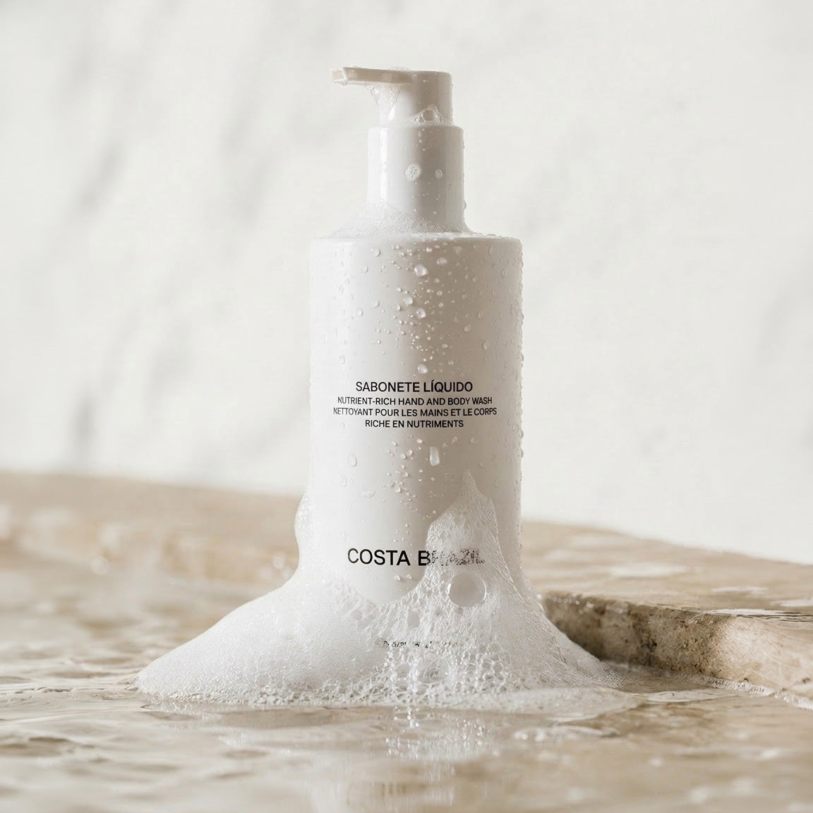 NUTRIENT-RICH BODY WASH WITH HYALURONIC ACID